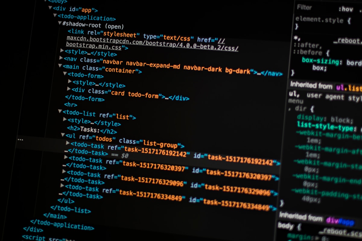 Code HTML et CSS affiché sur un écran d'ordinateur.
